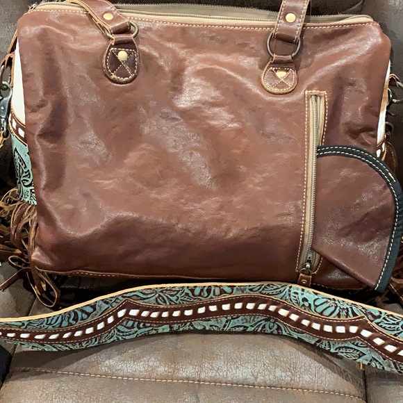 Myra Bag TURQUOISE STARS CONCEALED BAG - Picture 14 of 16